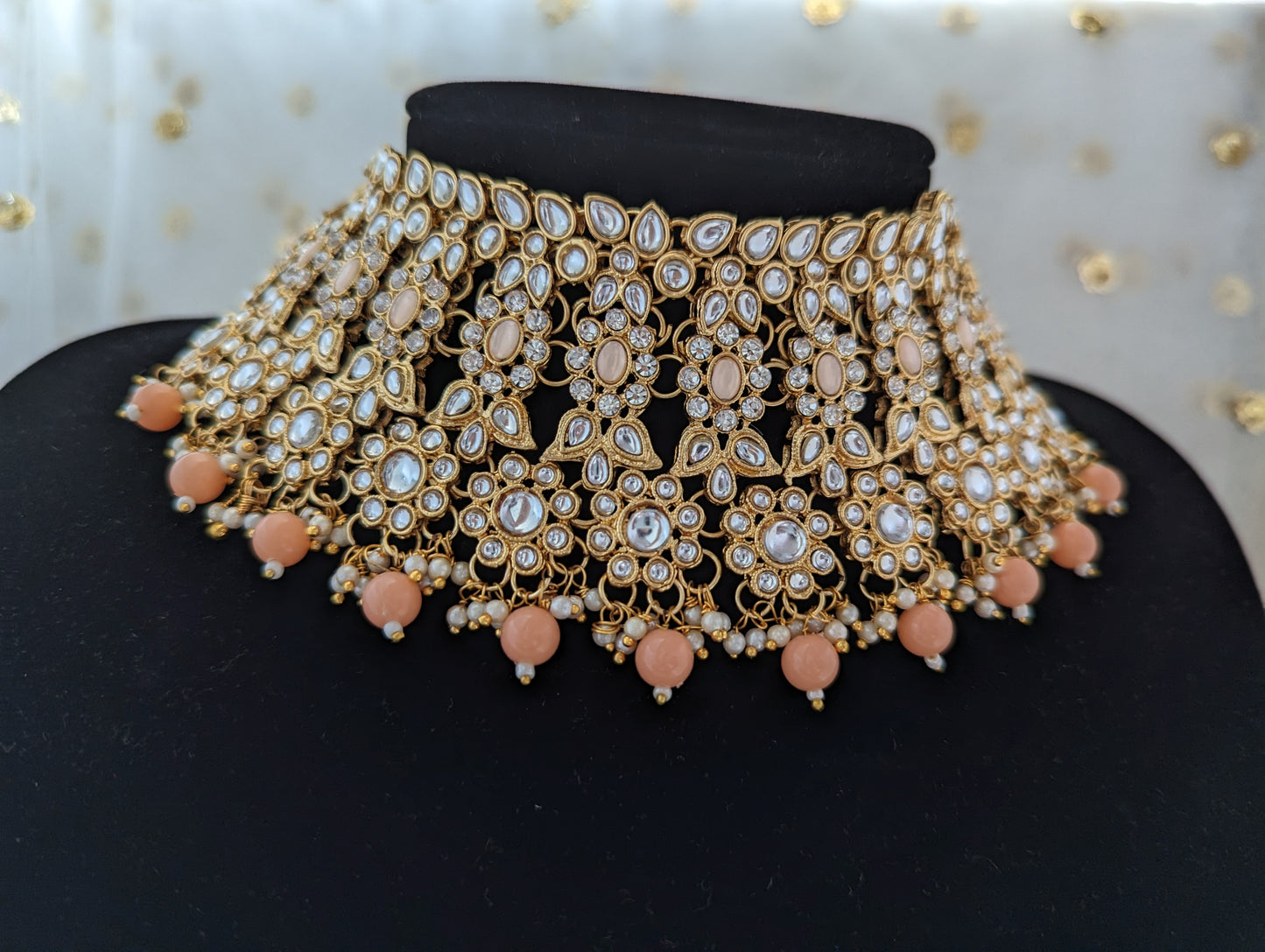 Peachy Choker Set